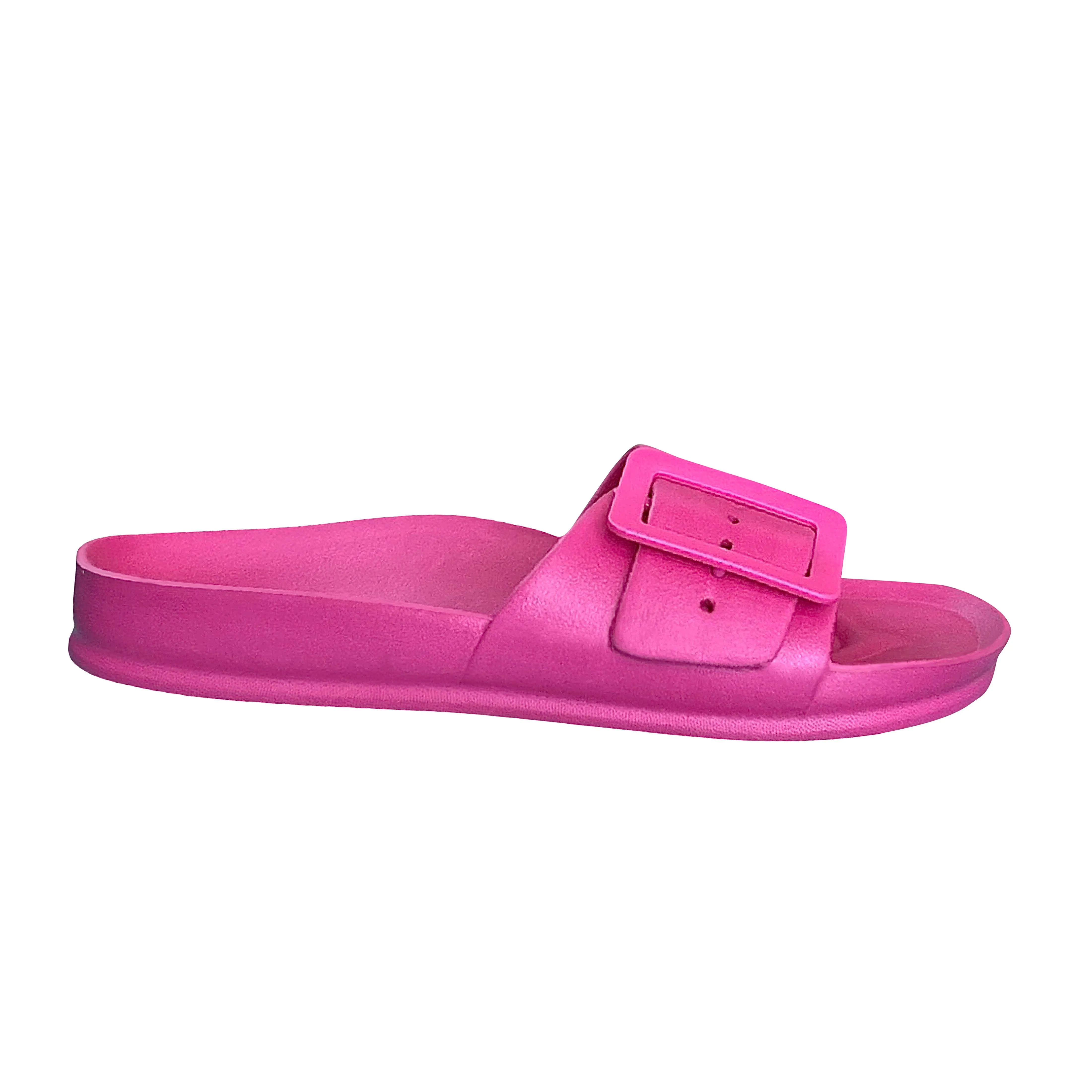 Amira Sandal