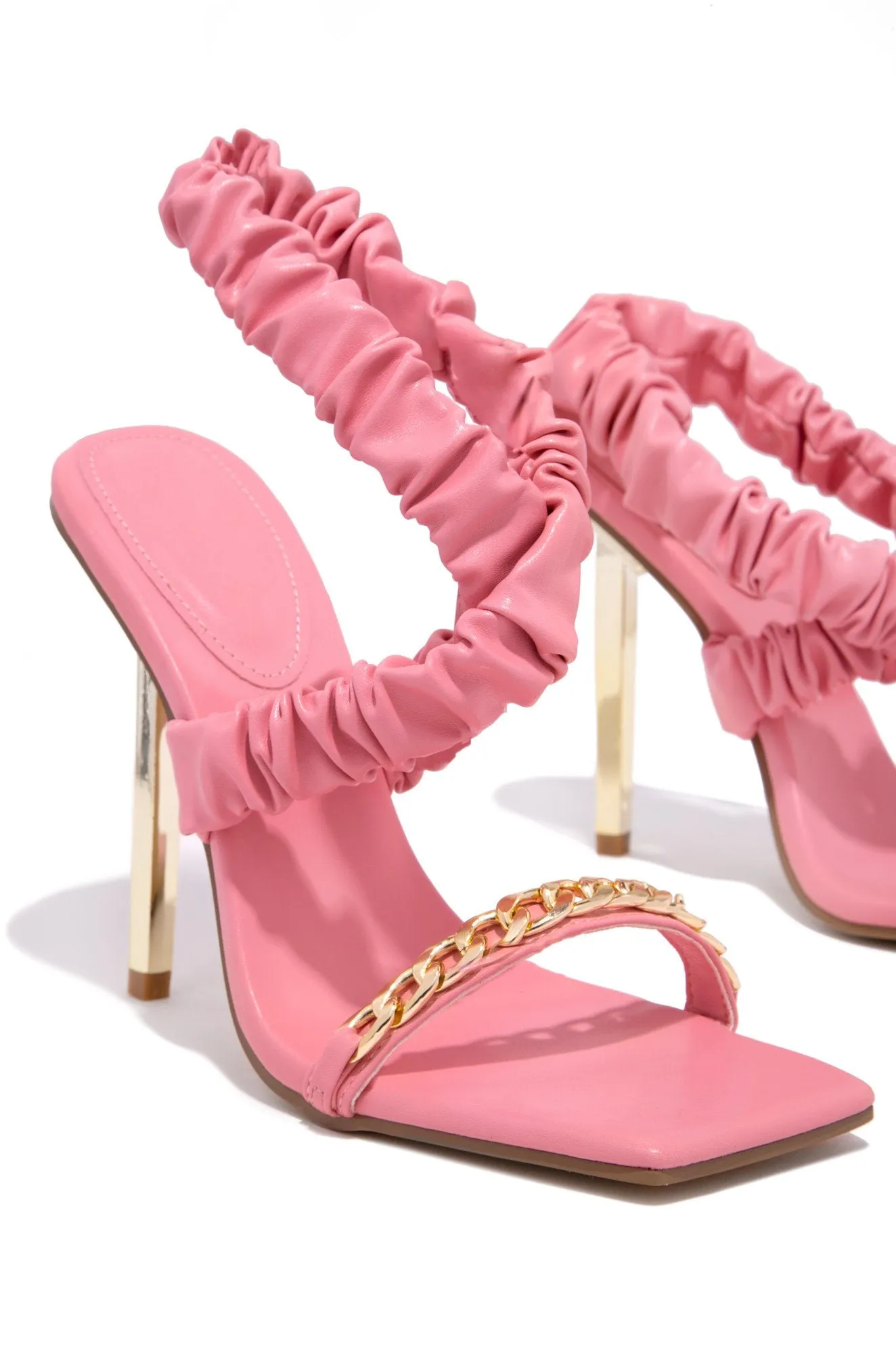 CAUGHT UP - PINK