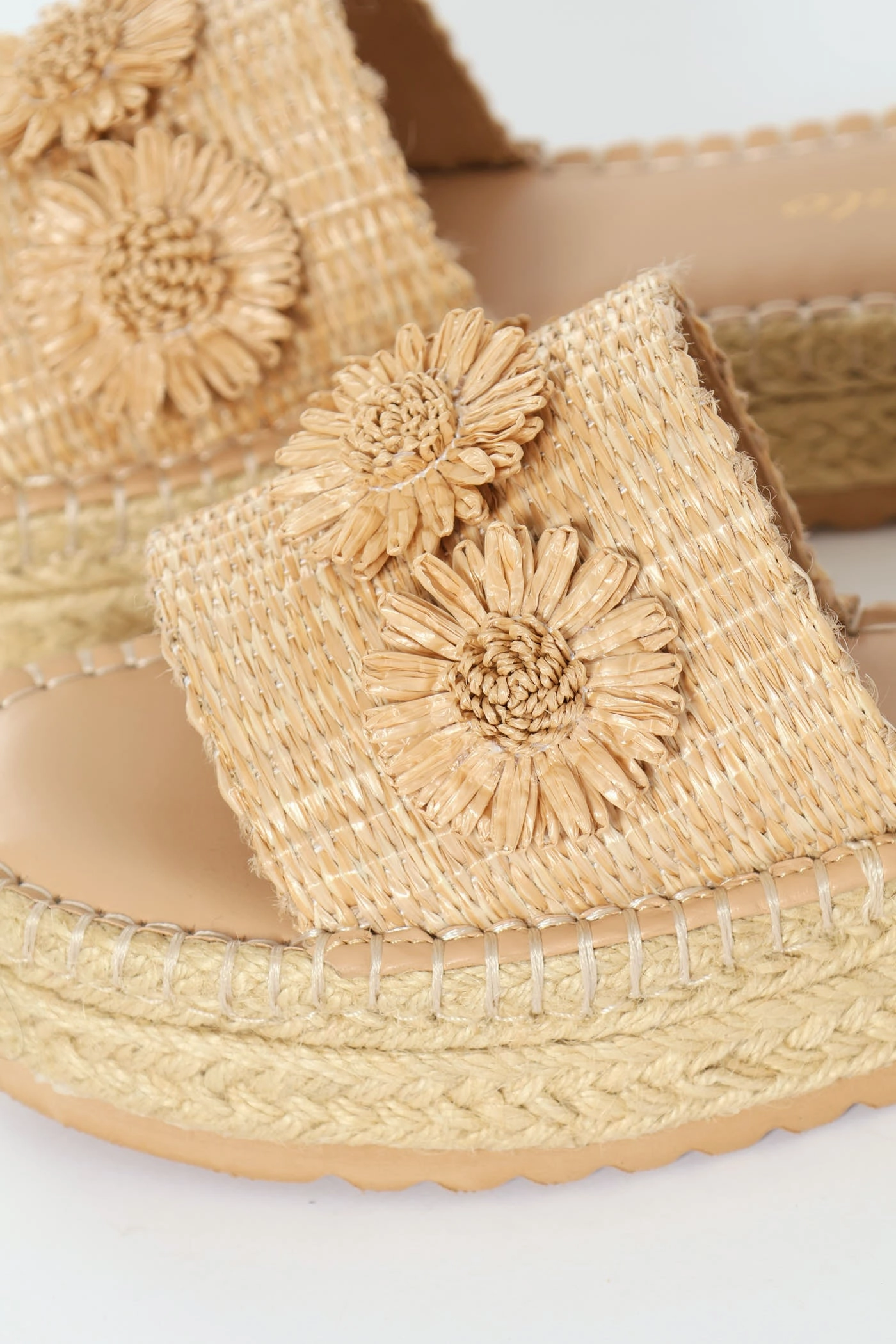 Espadrille Flatform Sandal With Raffia Flower - Natural