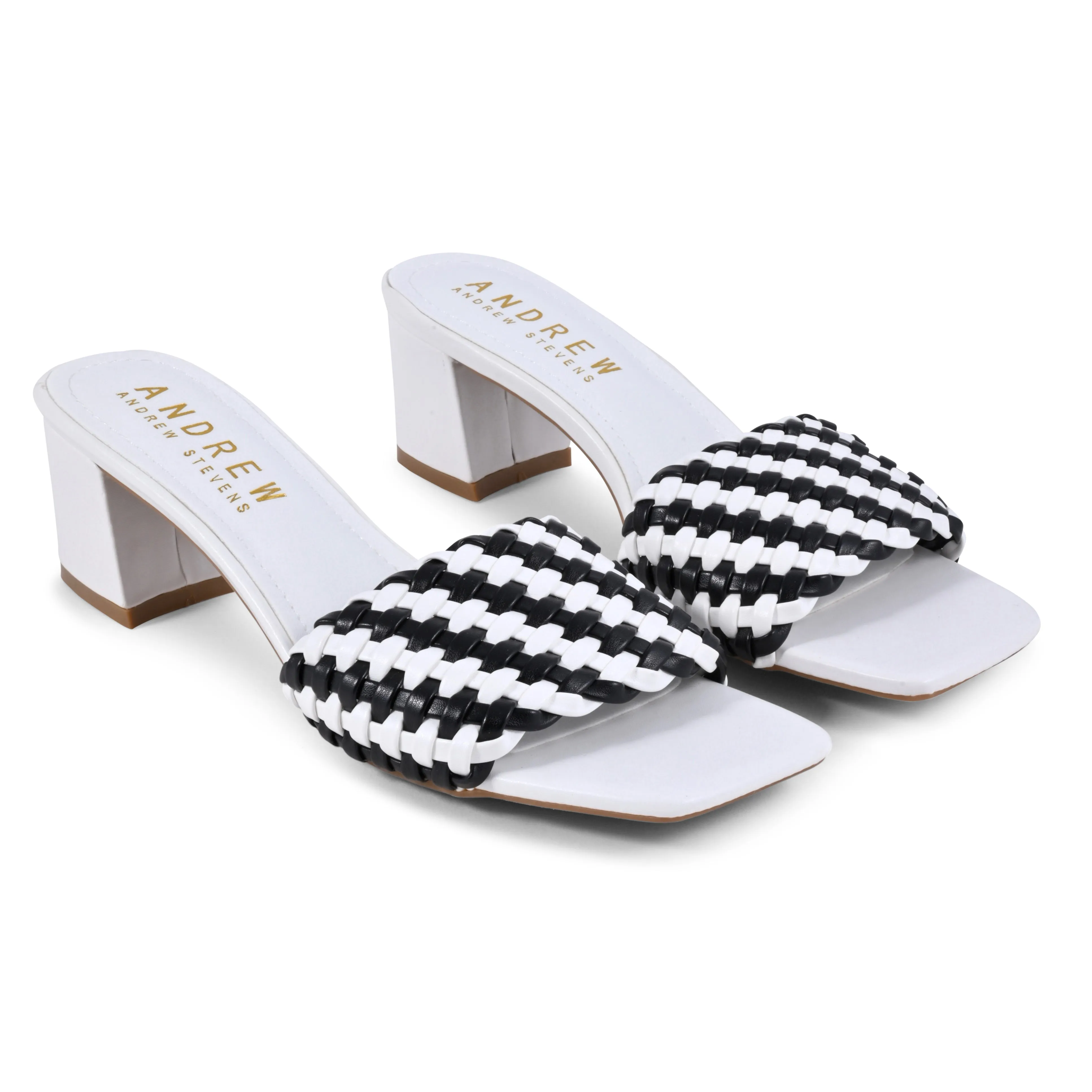Eve White/Black