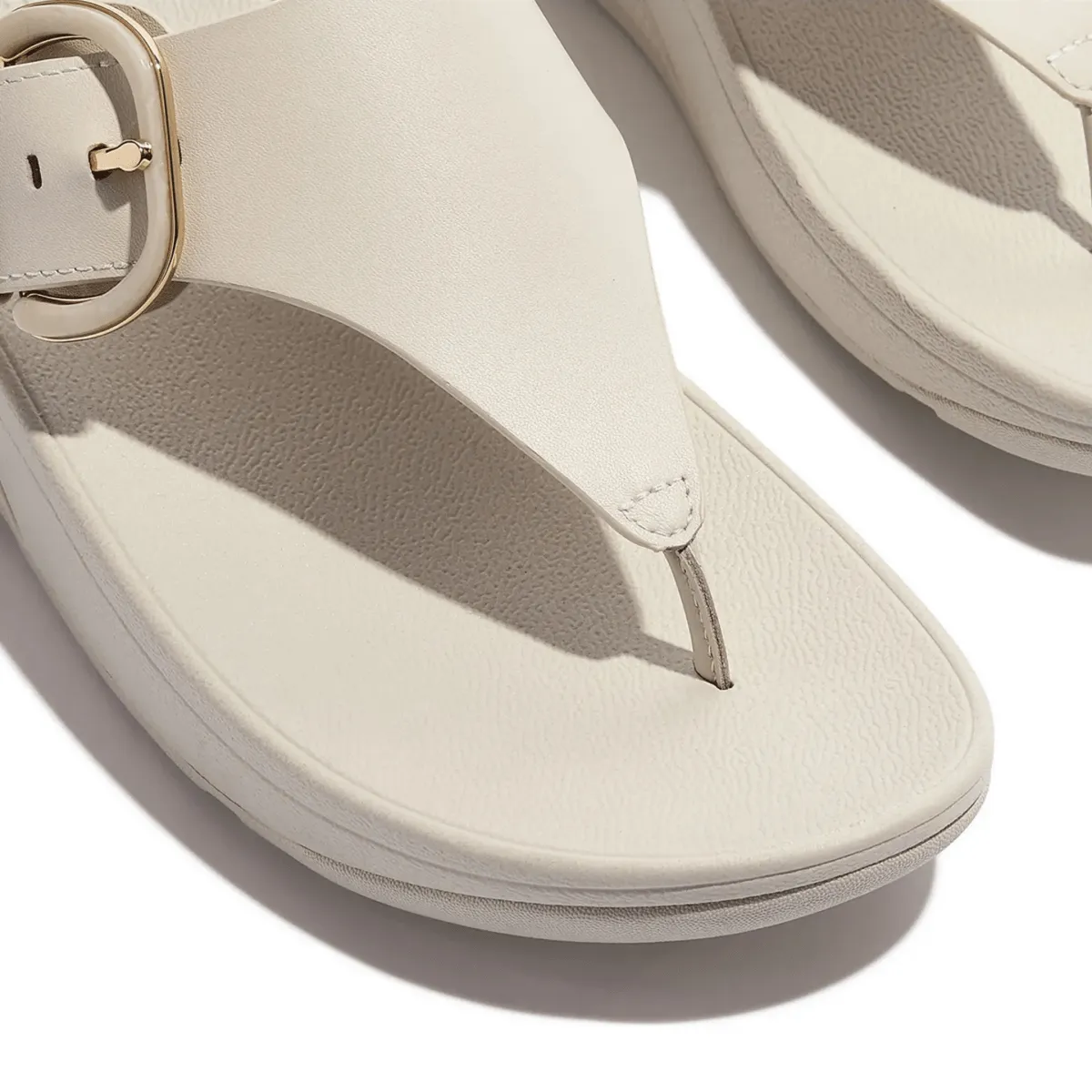 FutFlop Women's Lulu Toe-Post Buckle Paris Beige