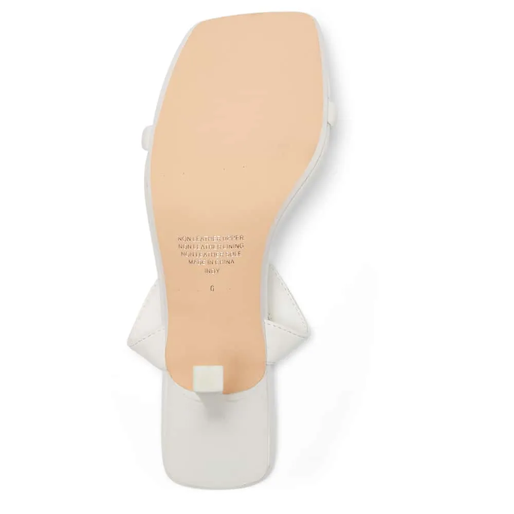 Indy Heel in White Smooth