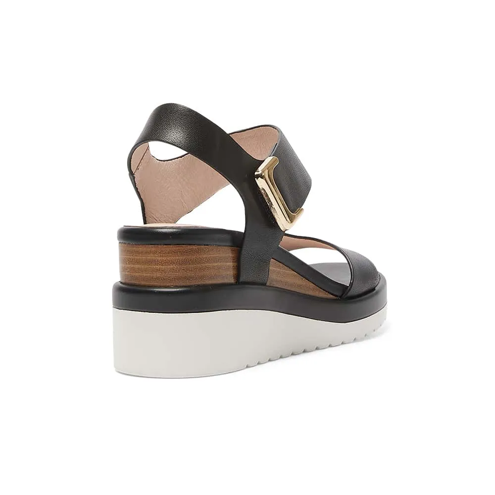 Iris Wedge in Black Leather