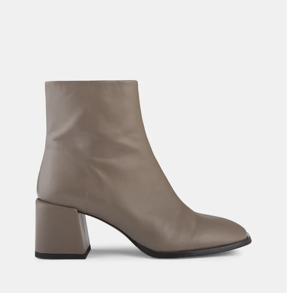 Ivylee Maxine Light Taupe - LAST PAIR size 36