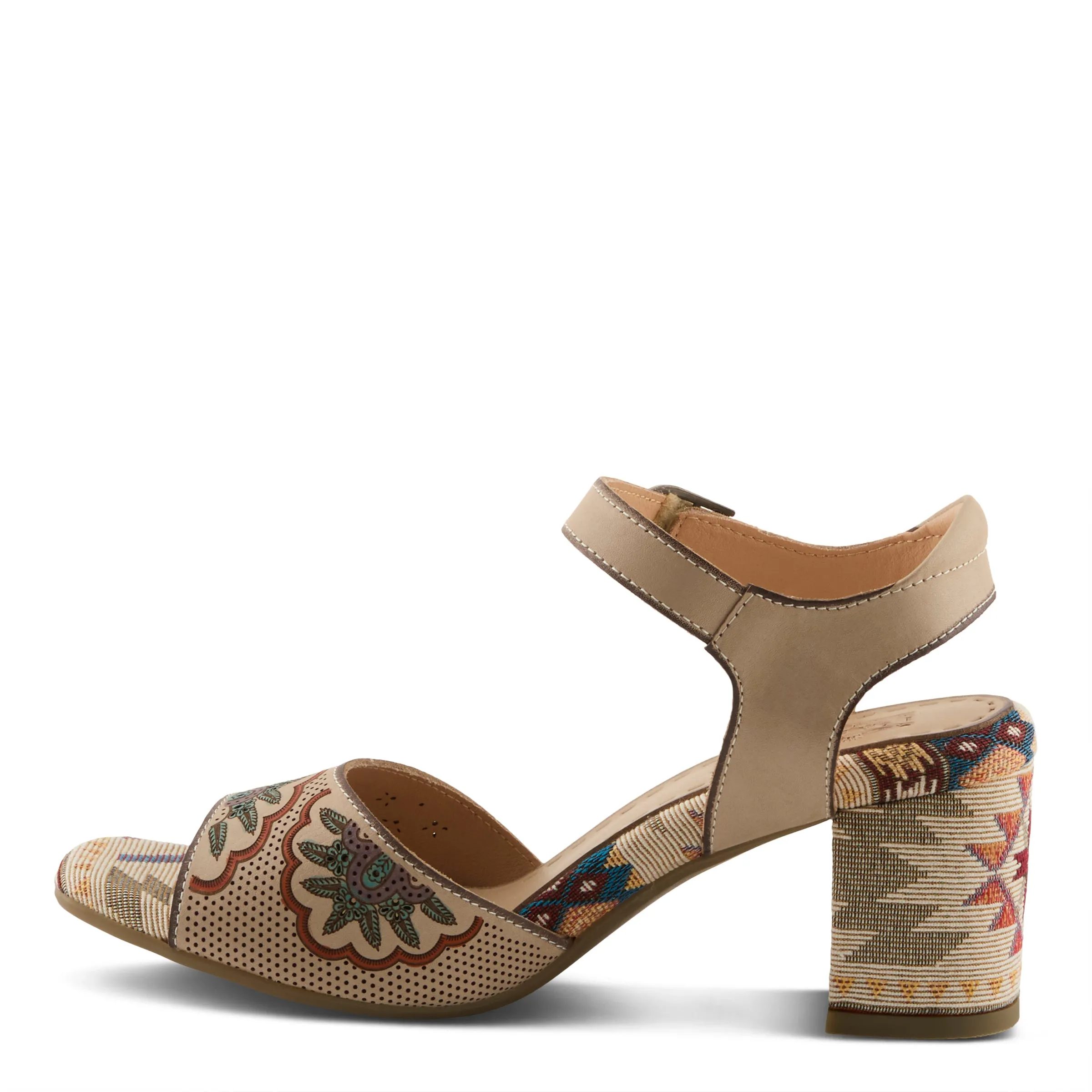 L'ARTISTE SASSYCLASS SANDALS