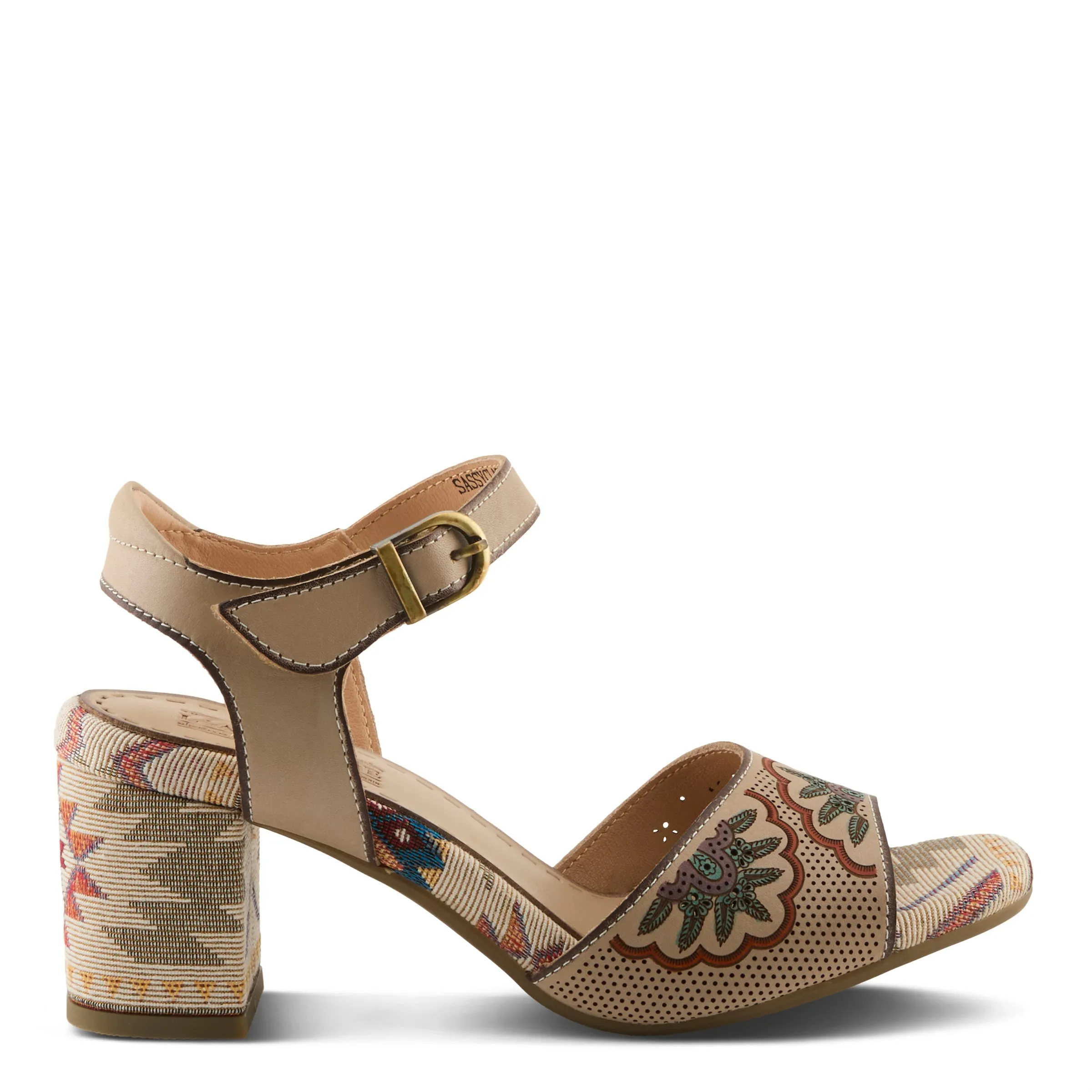 L'ARTISTE SASSYCLASS SANDALS