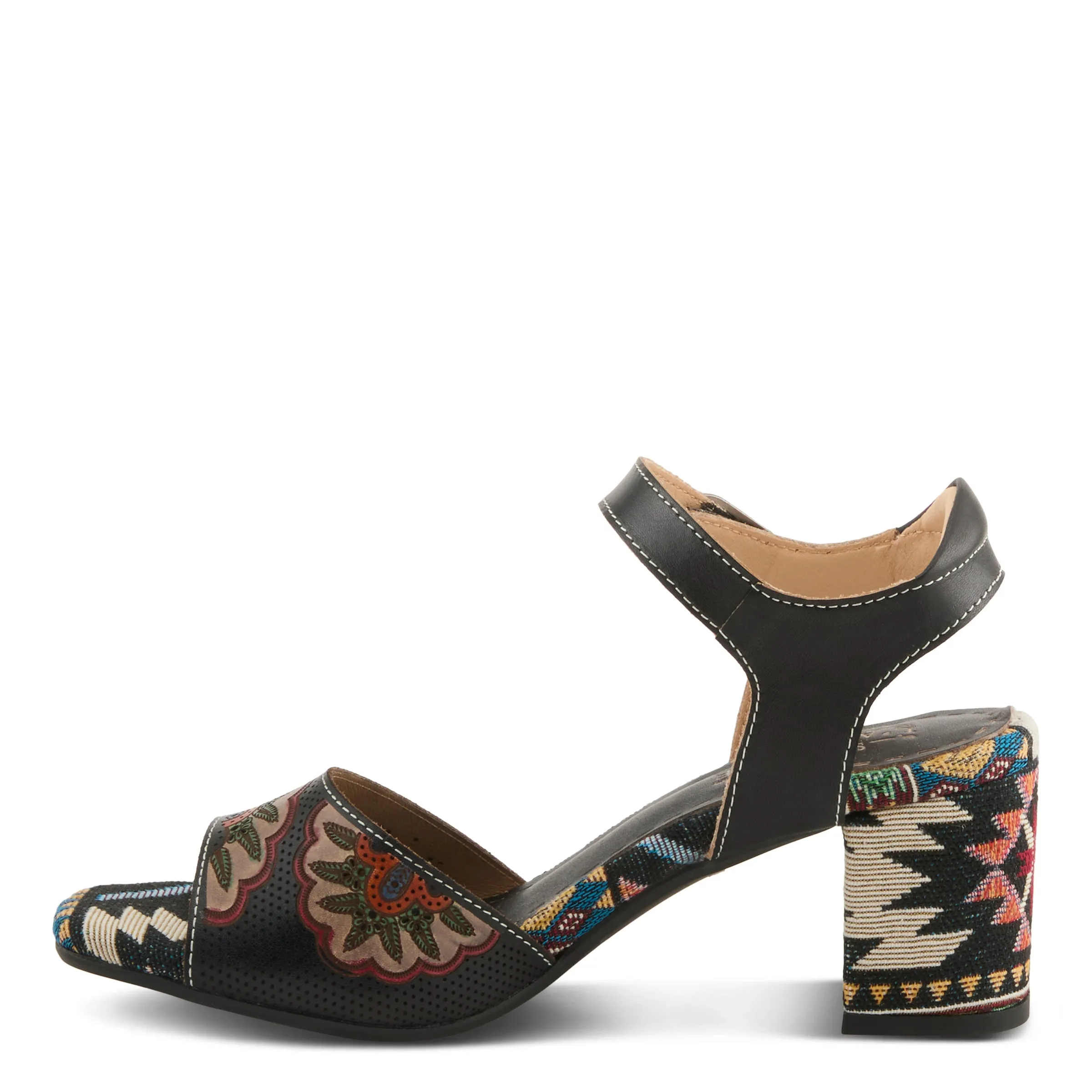L'ARTISTE SASSYCLASS SANDALS