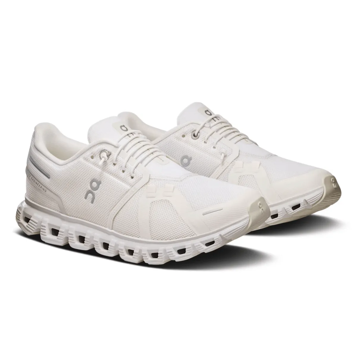 On Running Women's Cloud 6 White/White