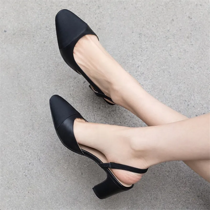 USS Shoes Nayi Women's Square Heel Pumps