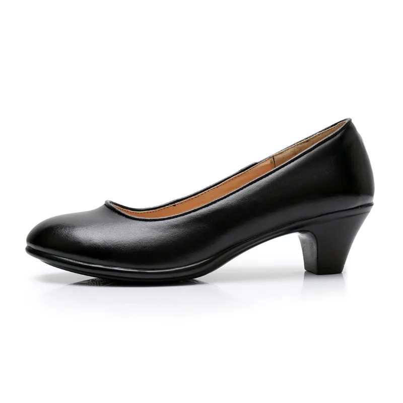 USS Shoes Nubia Women's Round Toe Pumps