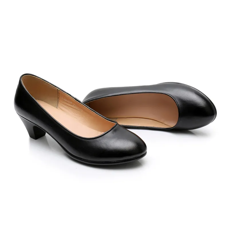 USS Shoes Nubia Women's Round Toe Pumps