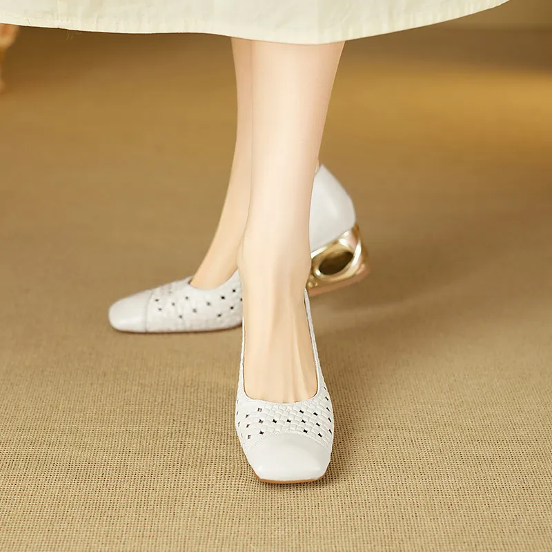 USS Shoes Sylvia Women's Hollow-Out Leather Pumps