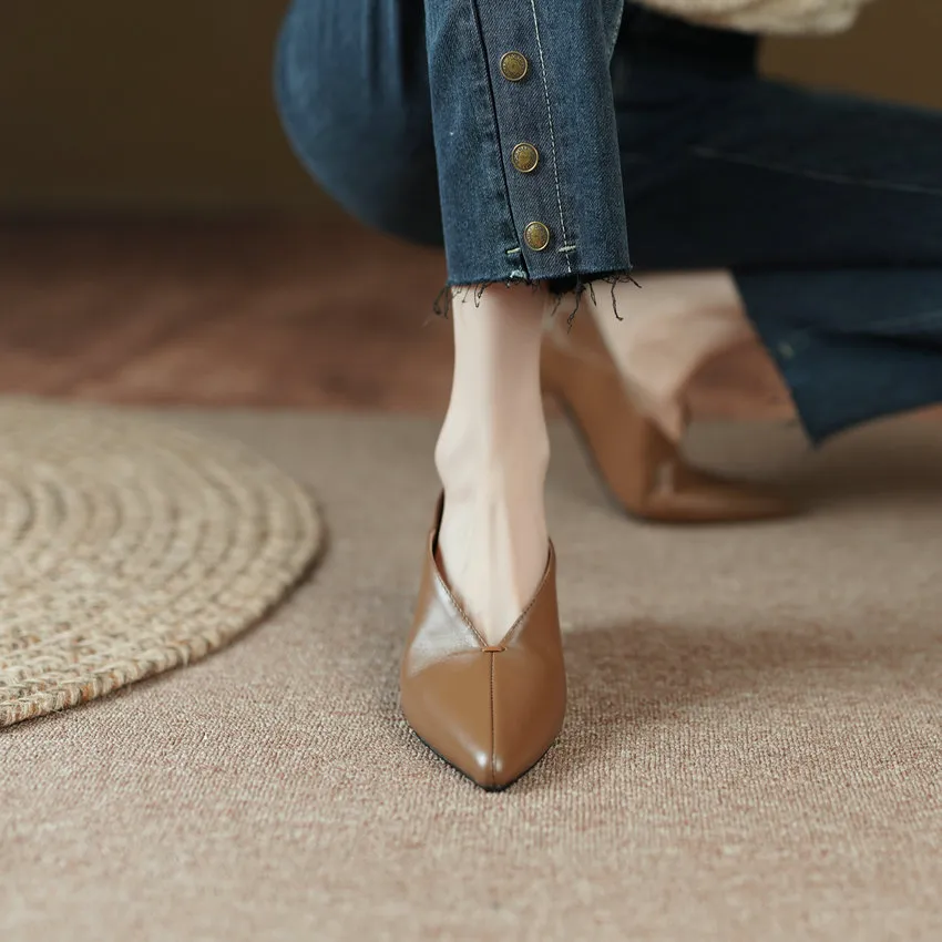 USS Shoes Velandria Women's Genuine Leather Heel Pump Shoes