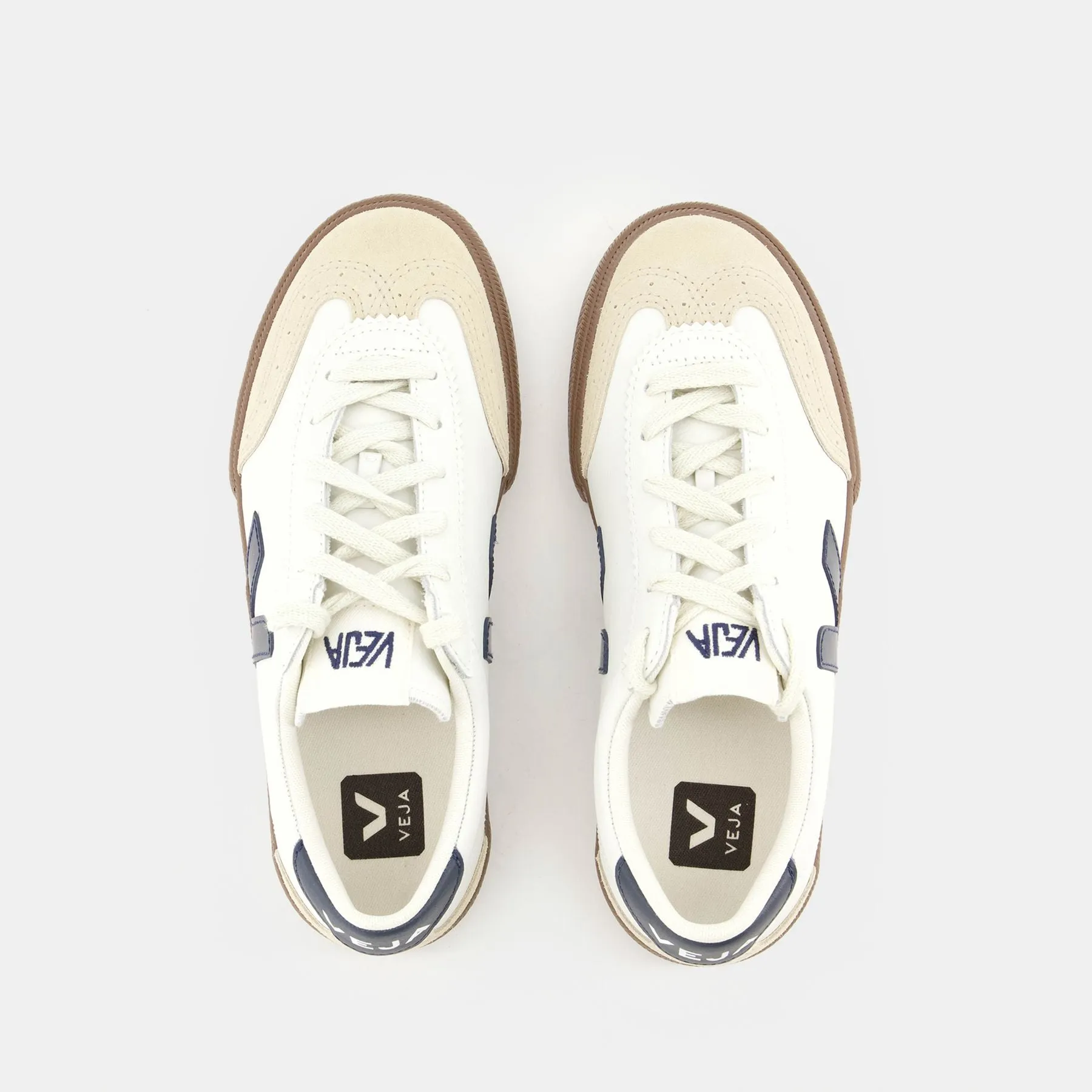 Volley Sneakers - Veja - Leather - White