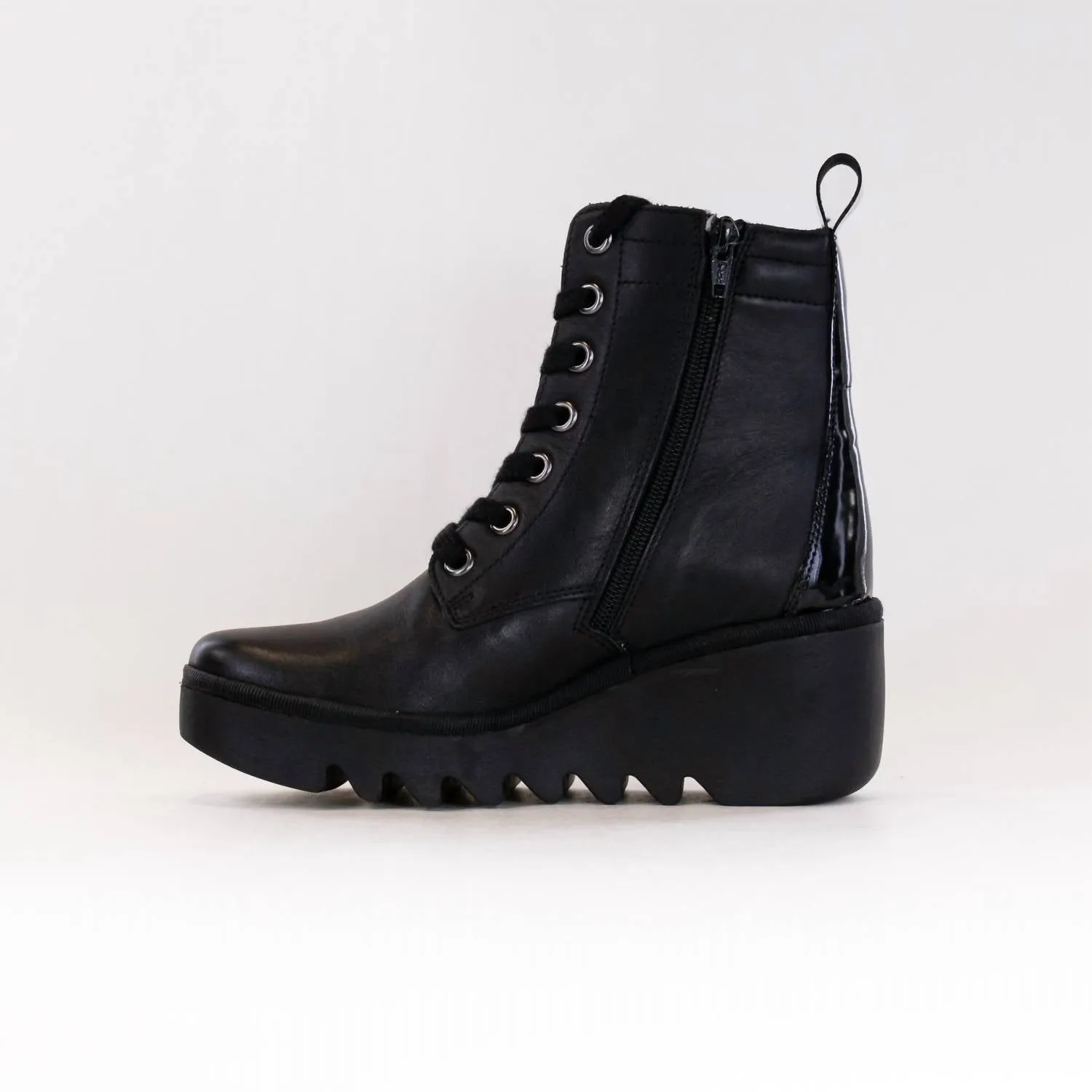 Women Biaz 329 Fly Shoe In Black