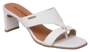 Women Verano Thong Sandal In White