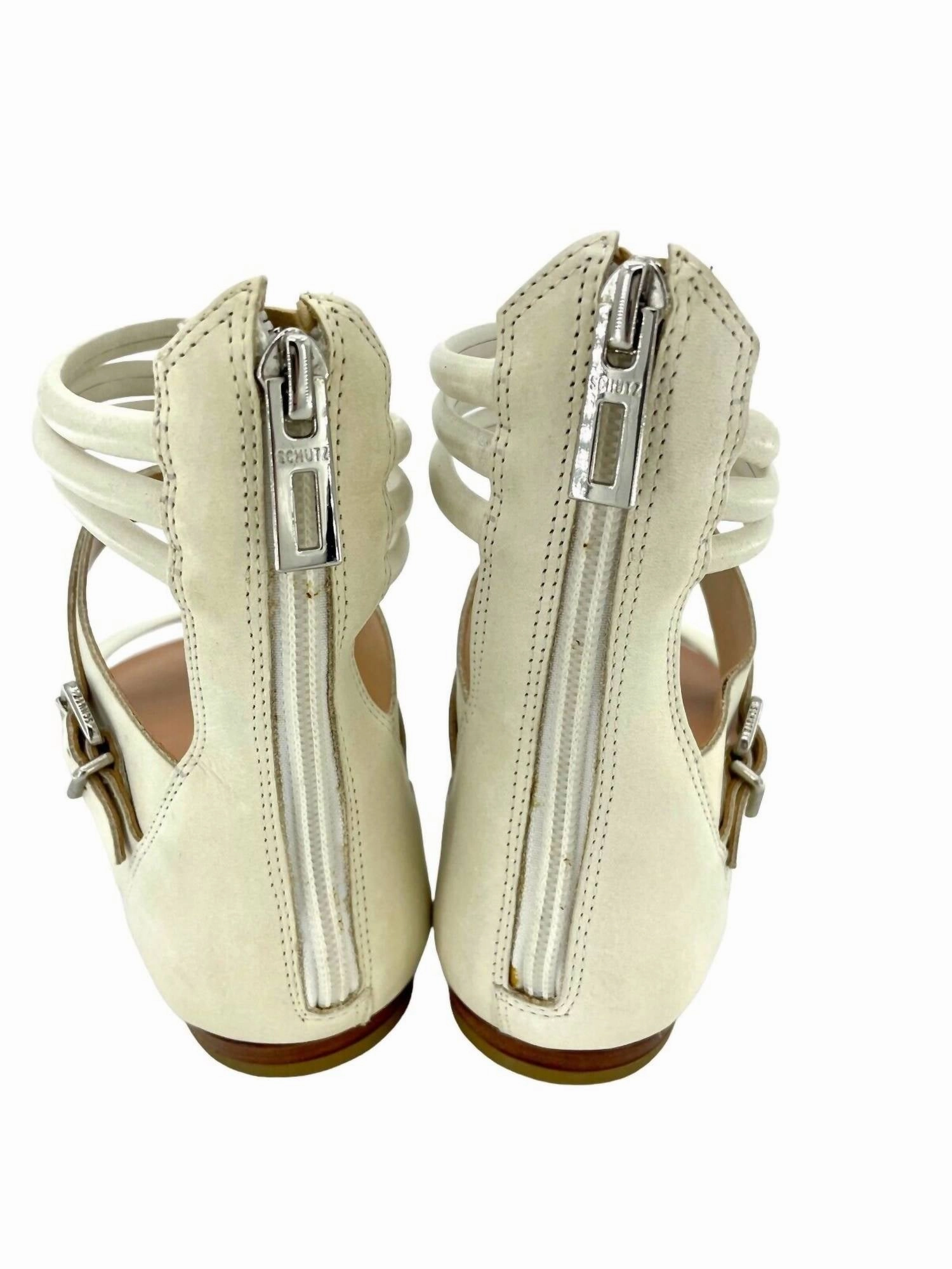 Women's Soft Leather Strappy Gladiator Flat Sandals In White