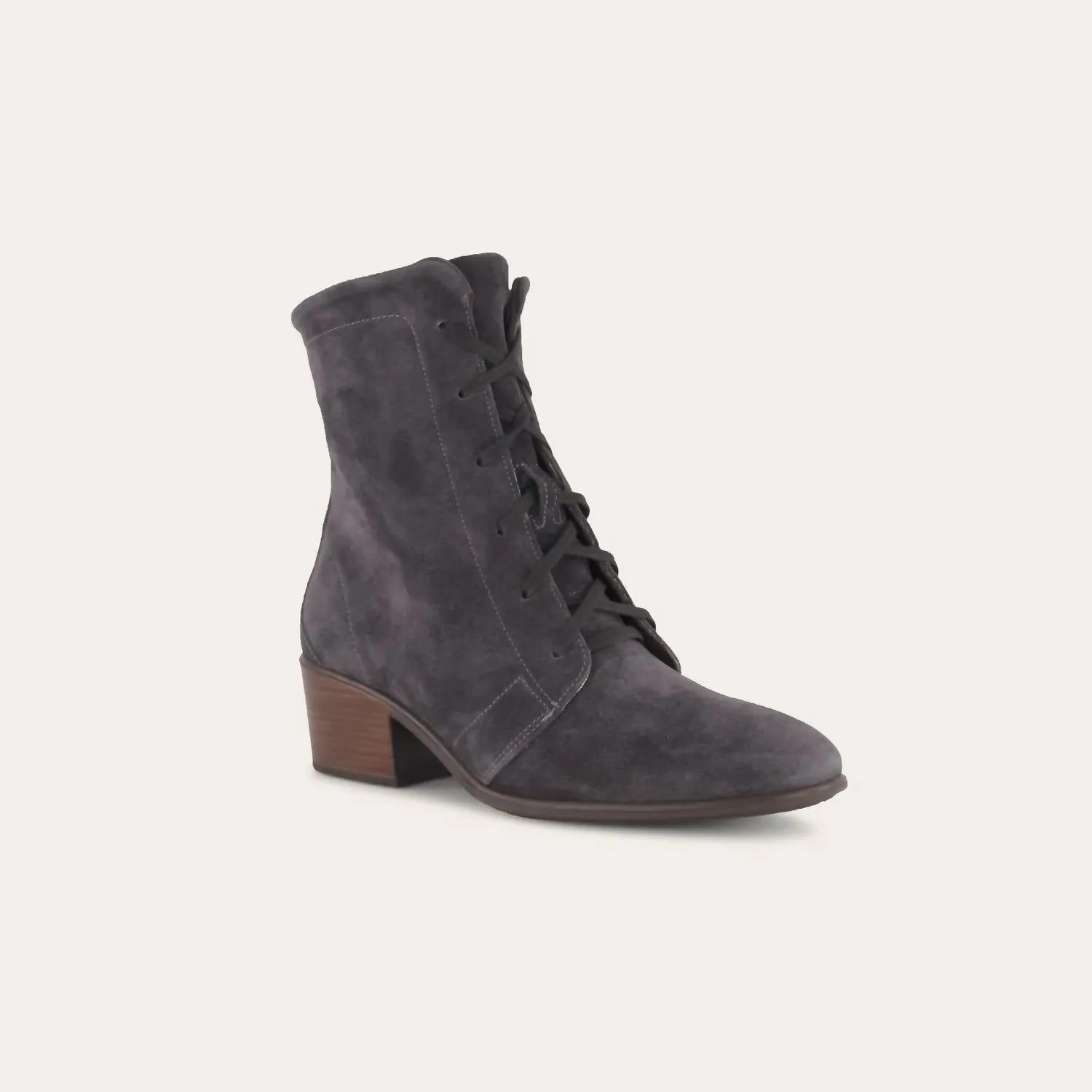 Women's Majesty Lace-Up Boot In Charcoal