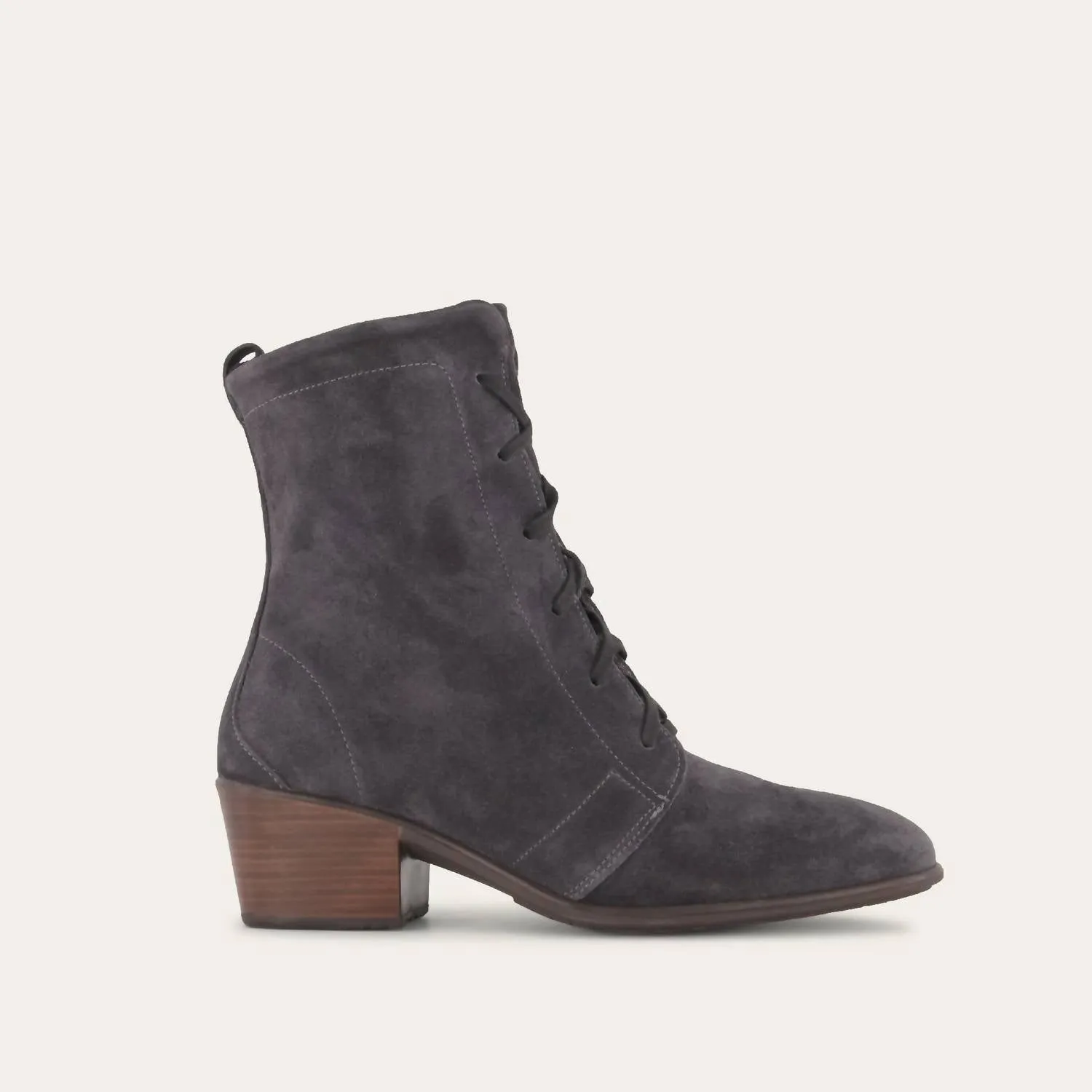 Women's Majesty Lace-Up Boot In Charcoal